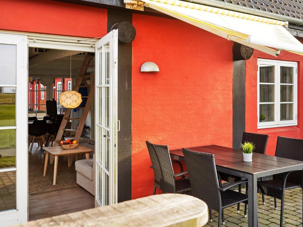 5 Person Holiday Home In Aakirkeby Ngoại thất bức ảnh